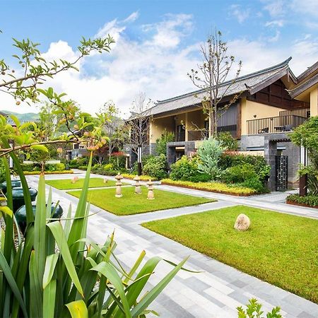 Howard Johnson Jinlin Plaza Lijiang Lijiang  Exterior foto